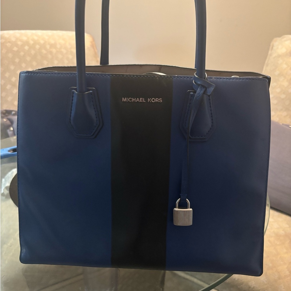 Michael Kors Navy and Black Leather Tote